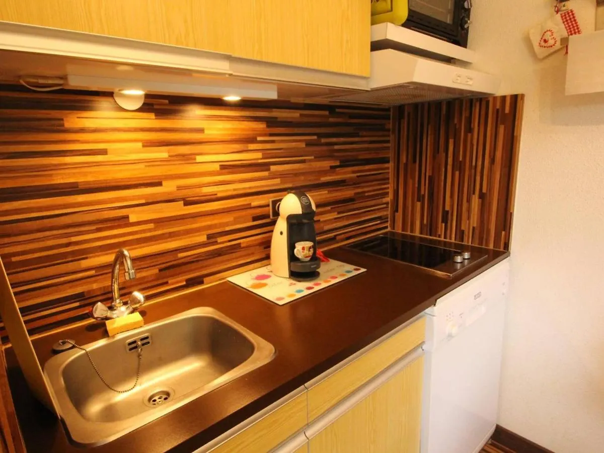 Luchon - Studio 2/3 Pers., Balcon, Telecabine, Proche Commerces Et Thermes - Fr-1-313-224 0*, Bagneres-de-Luchon